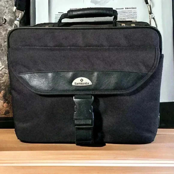 Samsonite Black Canvas Slim Laptop Travel Briefcase with Pockets 17"X12" - Picture 1 of 4